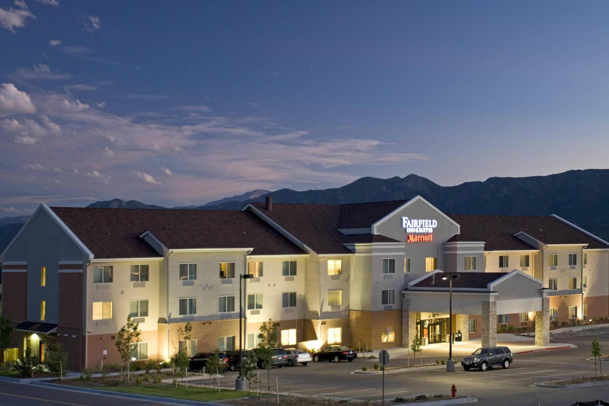 Fairfield Inn And Suites By Marriott Colorado Springs North Air Force Academy Gleneagle Dış mekan fotoğraf